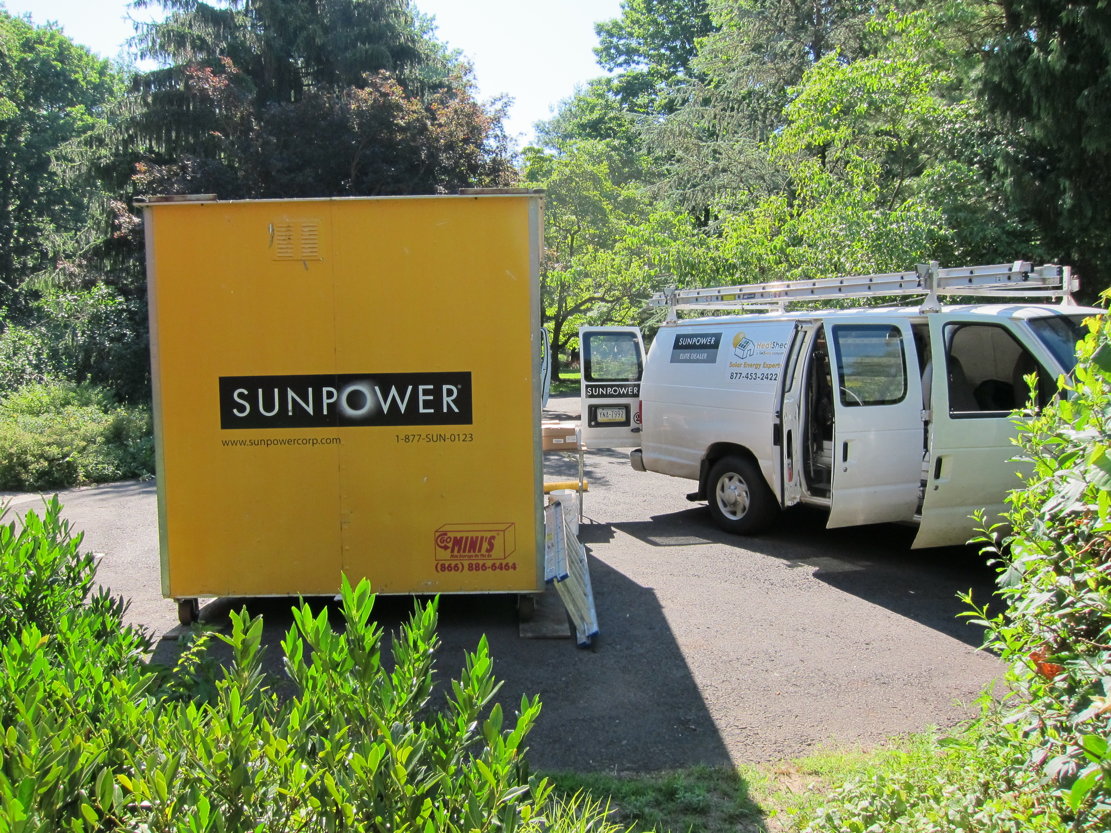The Sunpower "POD" full of solar panels